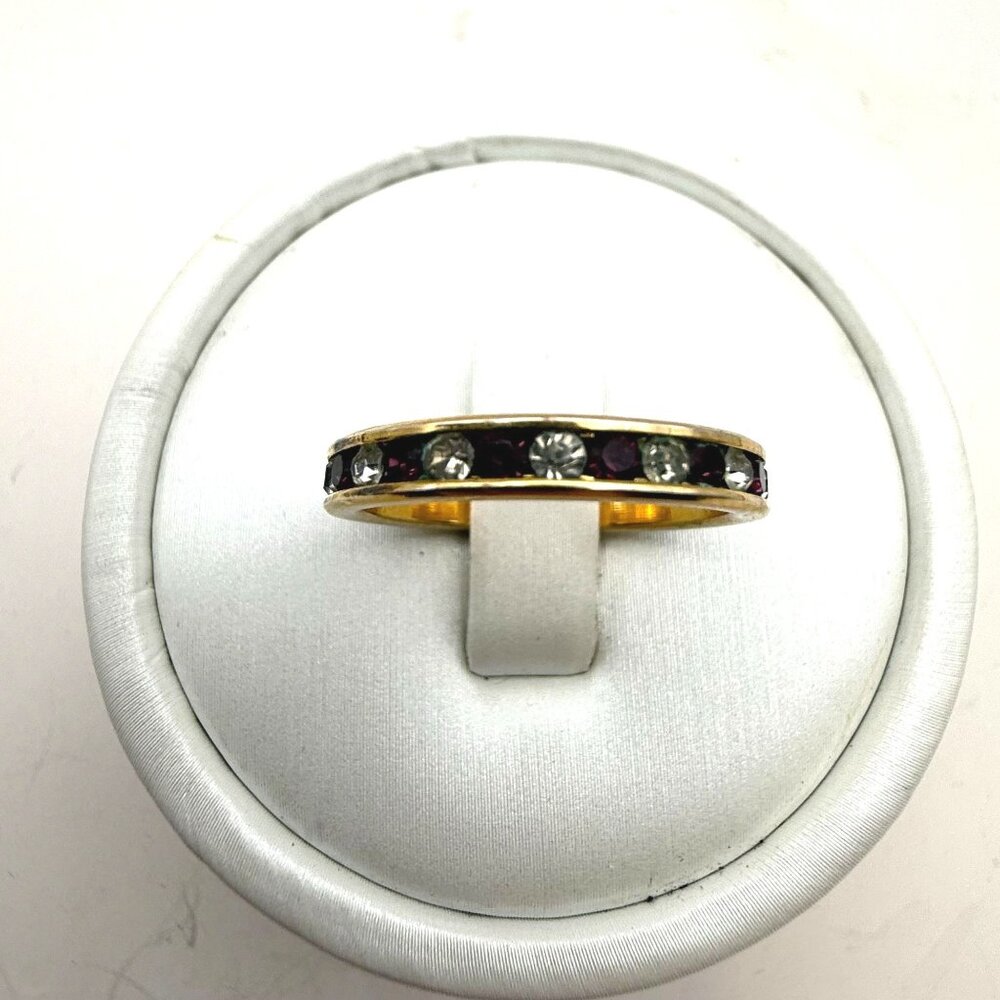Gold Tone Channel Set Red & Clear Stone Band Ring Size 7.5 Fashion Jewelry